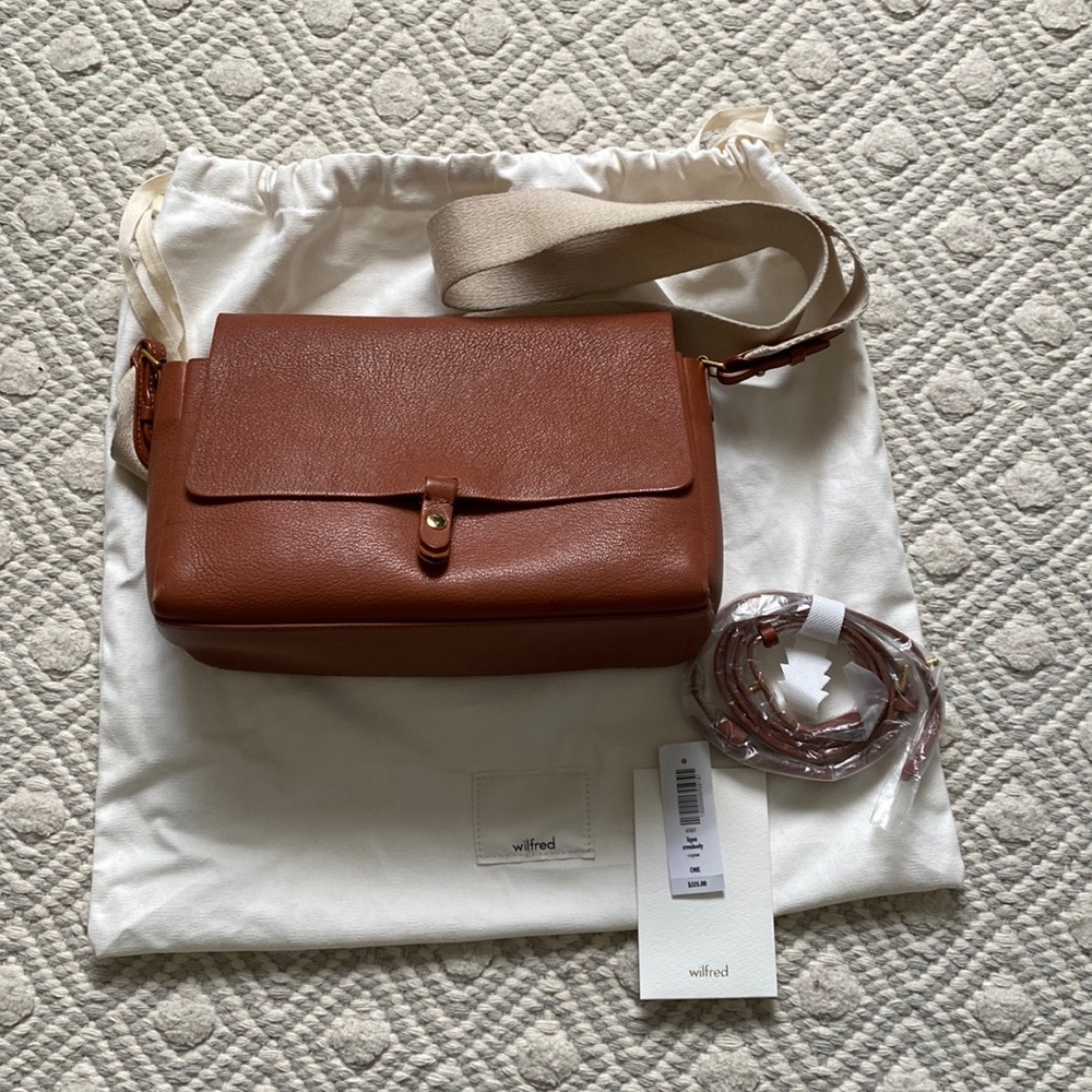Aritzia | Wilfred - Ligue crossbody (cognac colour)